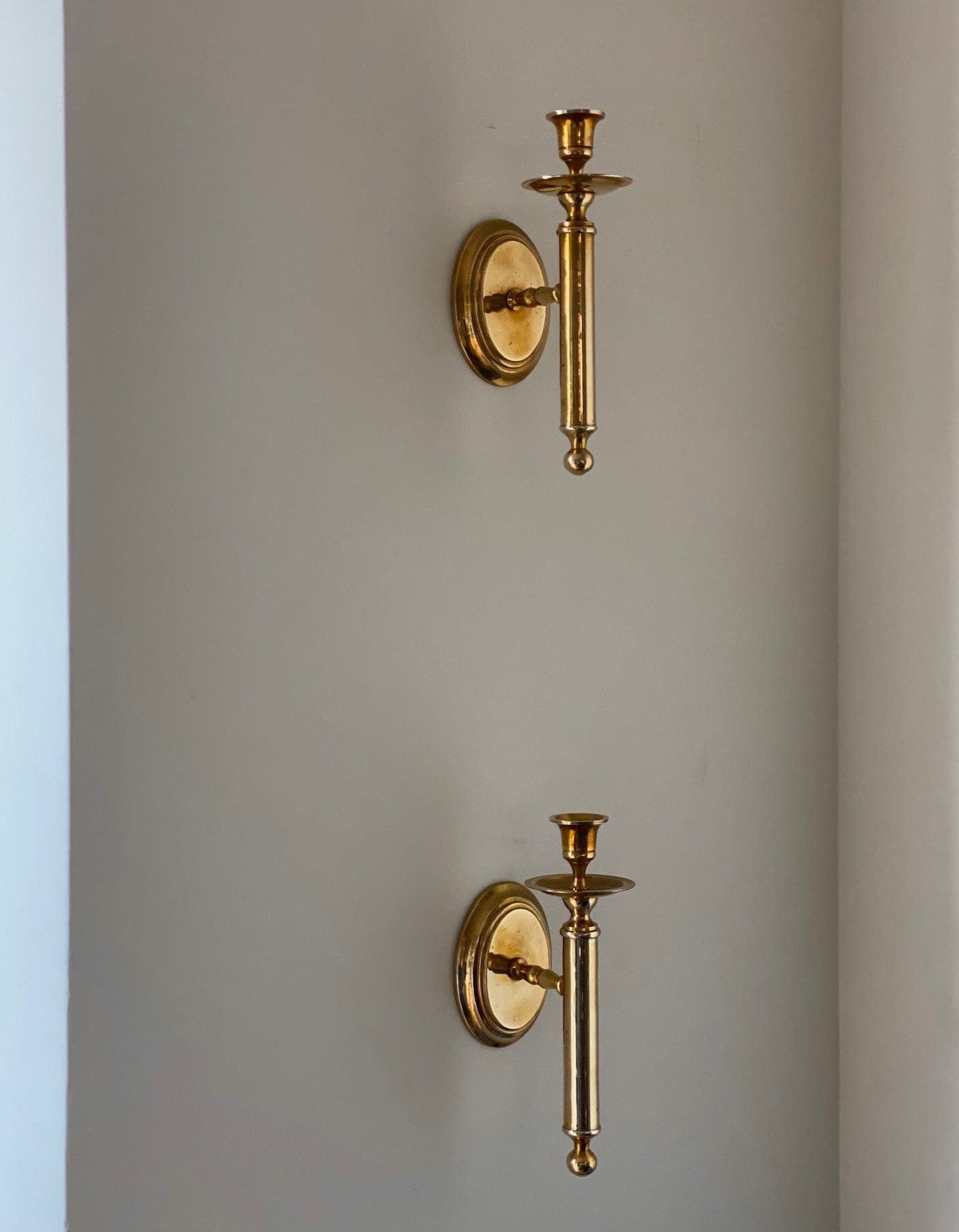 KEPT London Stock A pair of heavy columnar wall sconces