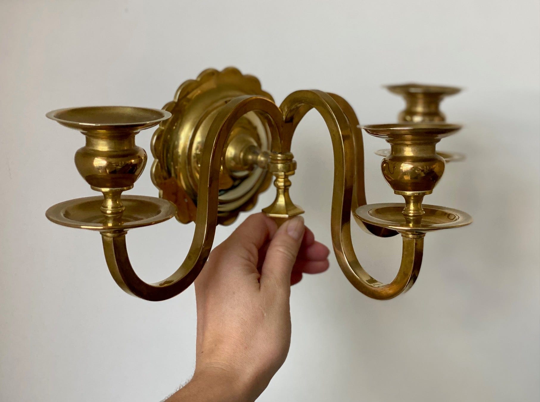 KEPT London Stock A pair of scalloped brass wall sconces