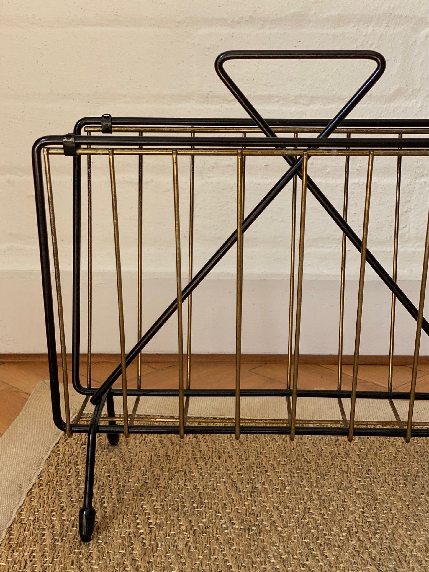 KEPT London Stock Black metal and brass magazine rack