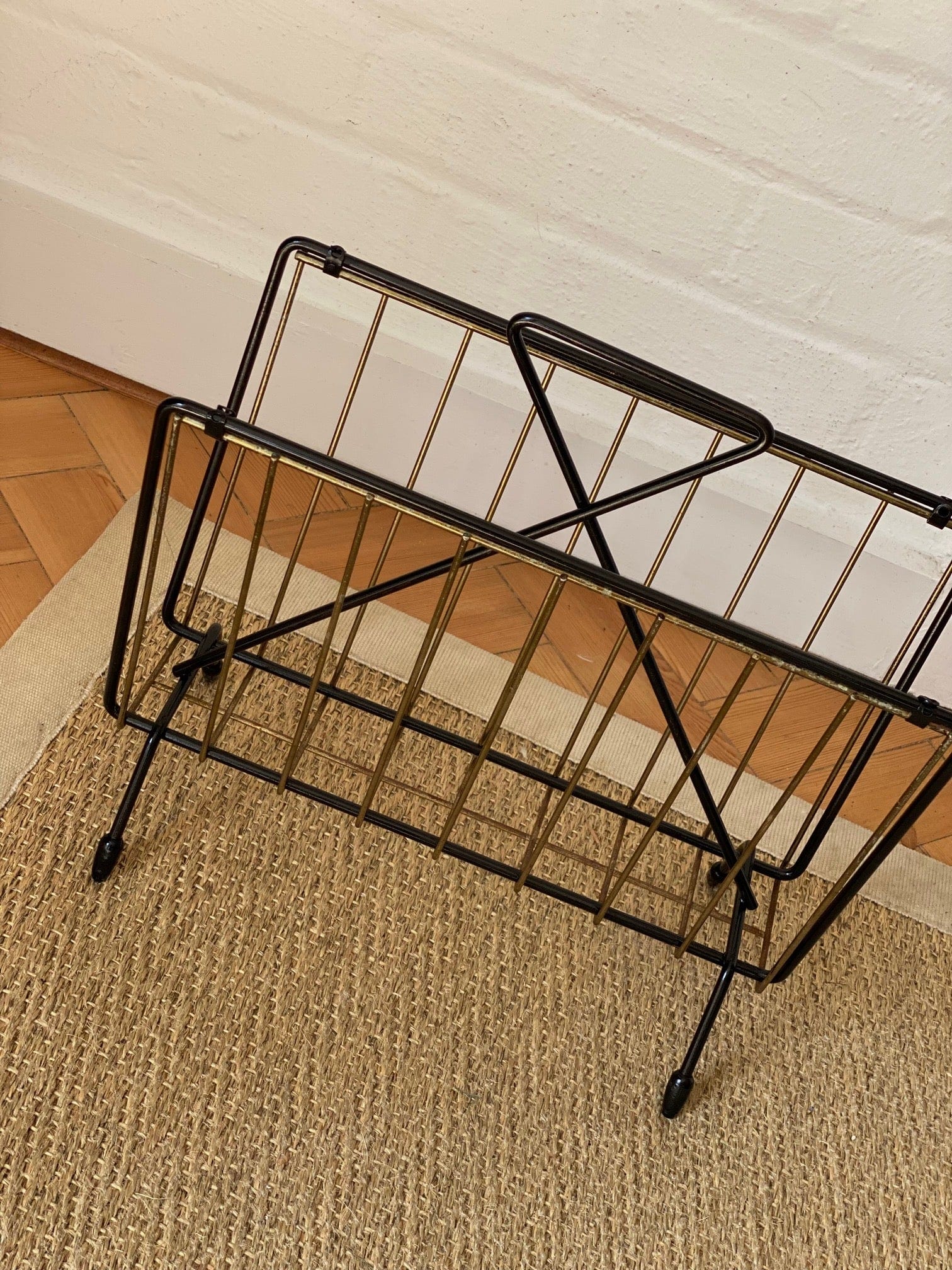 KEPT London Stock Black metal and brass magazine rack