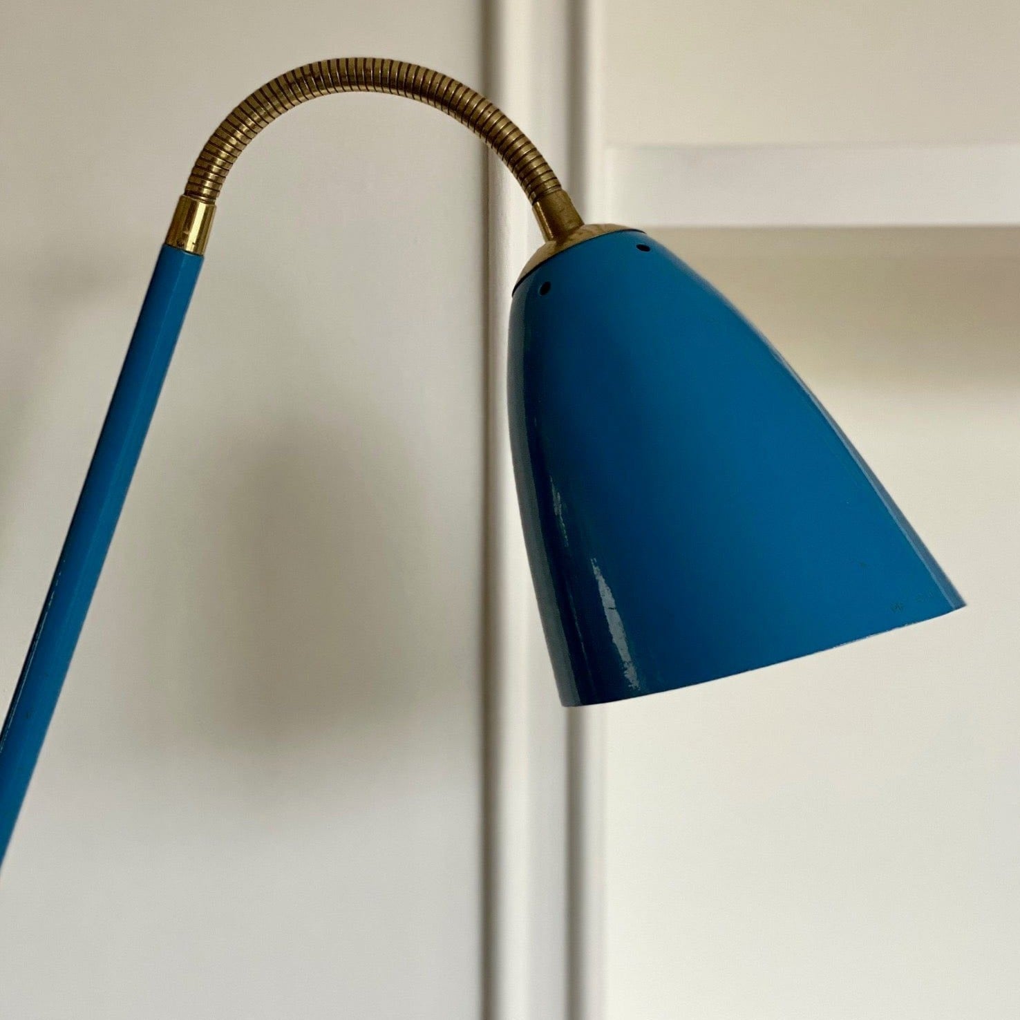 KEPT London Blue metal wall light