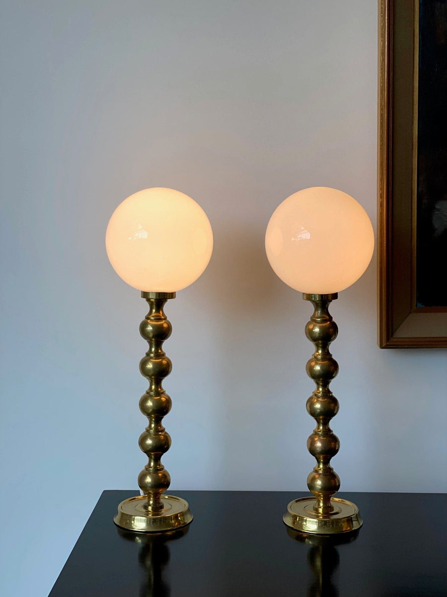 Bobbin brass lamps with globe shades – KEPT London