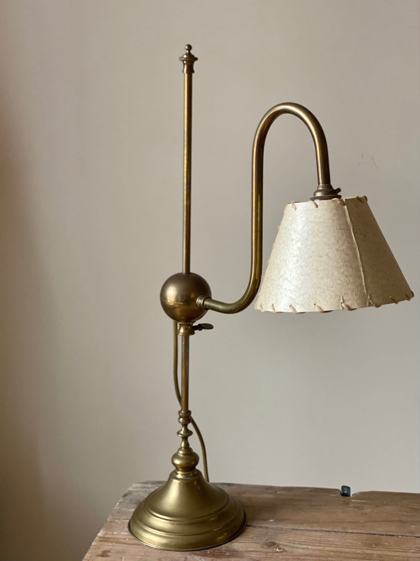 KEPT London Stock Brass height adjustable light