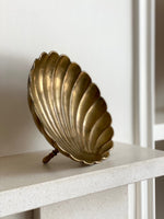 Load image into Gallery viewer, KEPT London Brass scallop shell dish

