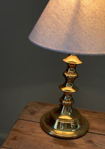Load image into Gallery viewer, KEPT London Stock Brass shaped table lamp
