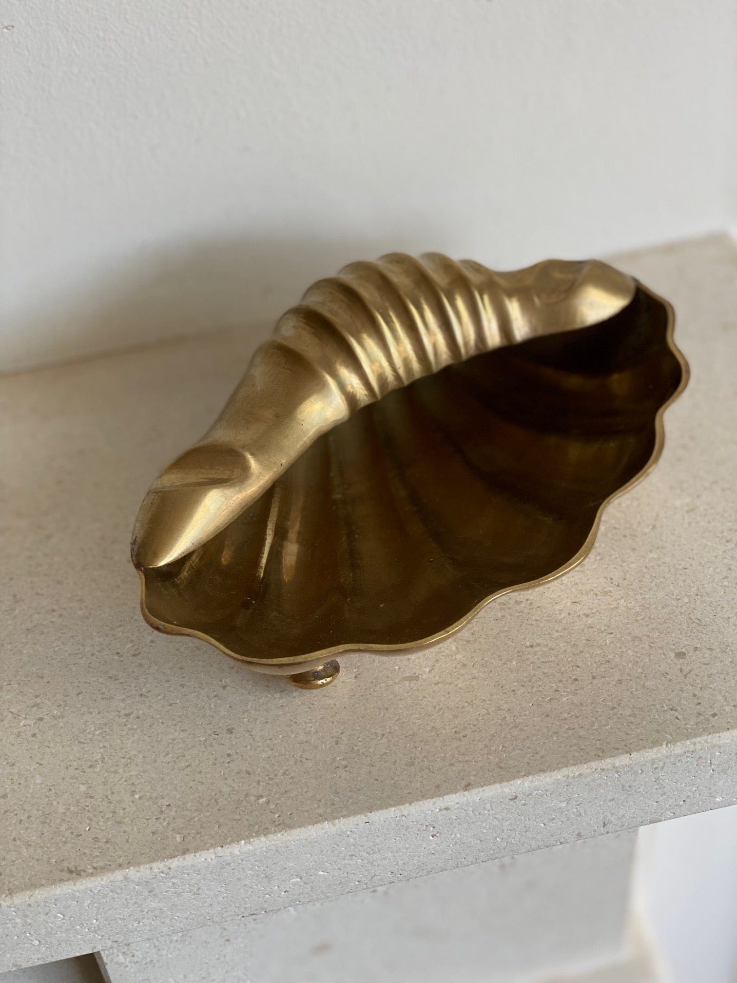 KEPT London Stock Brass shell shape dish