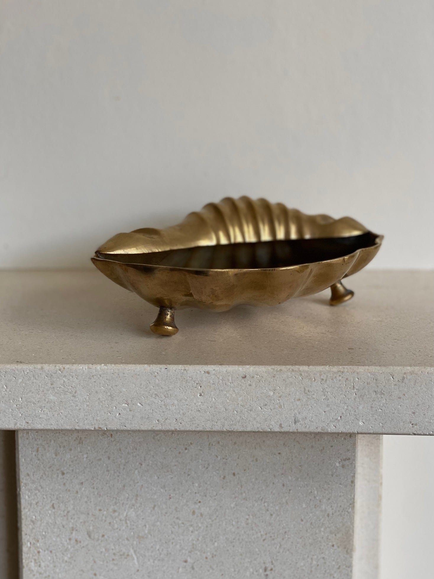 KEPT London Stock Brass shell shape dish