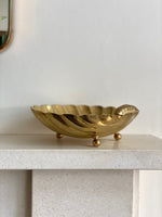 Load image into Gallery viewer, KEPT London Brass shell shaped dish

