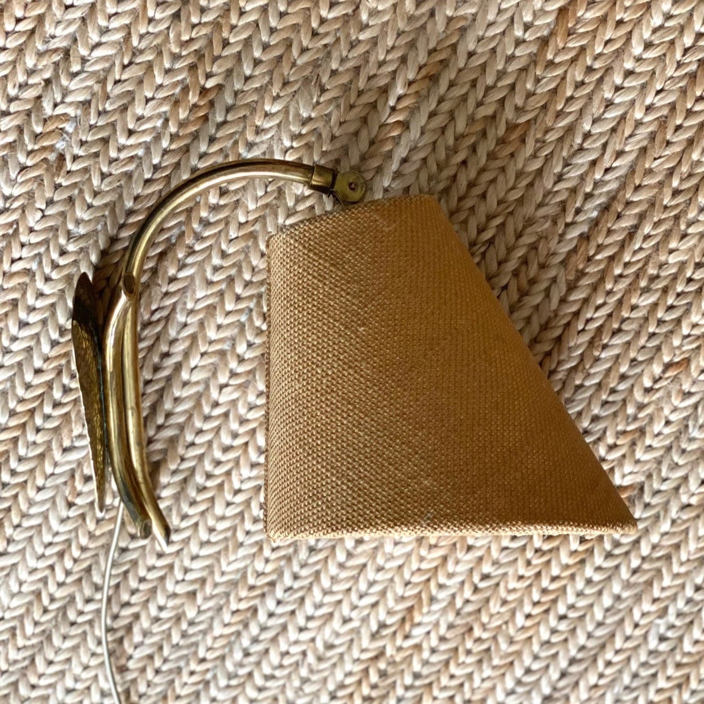 KEPT London Brass wall light with jute lampshade
