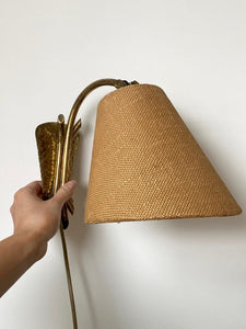 KEPT London Brass wall light with jute lampshade