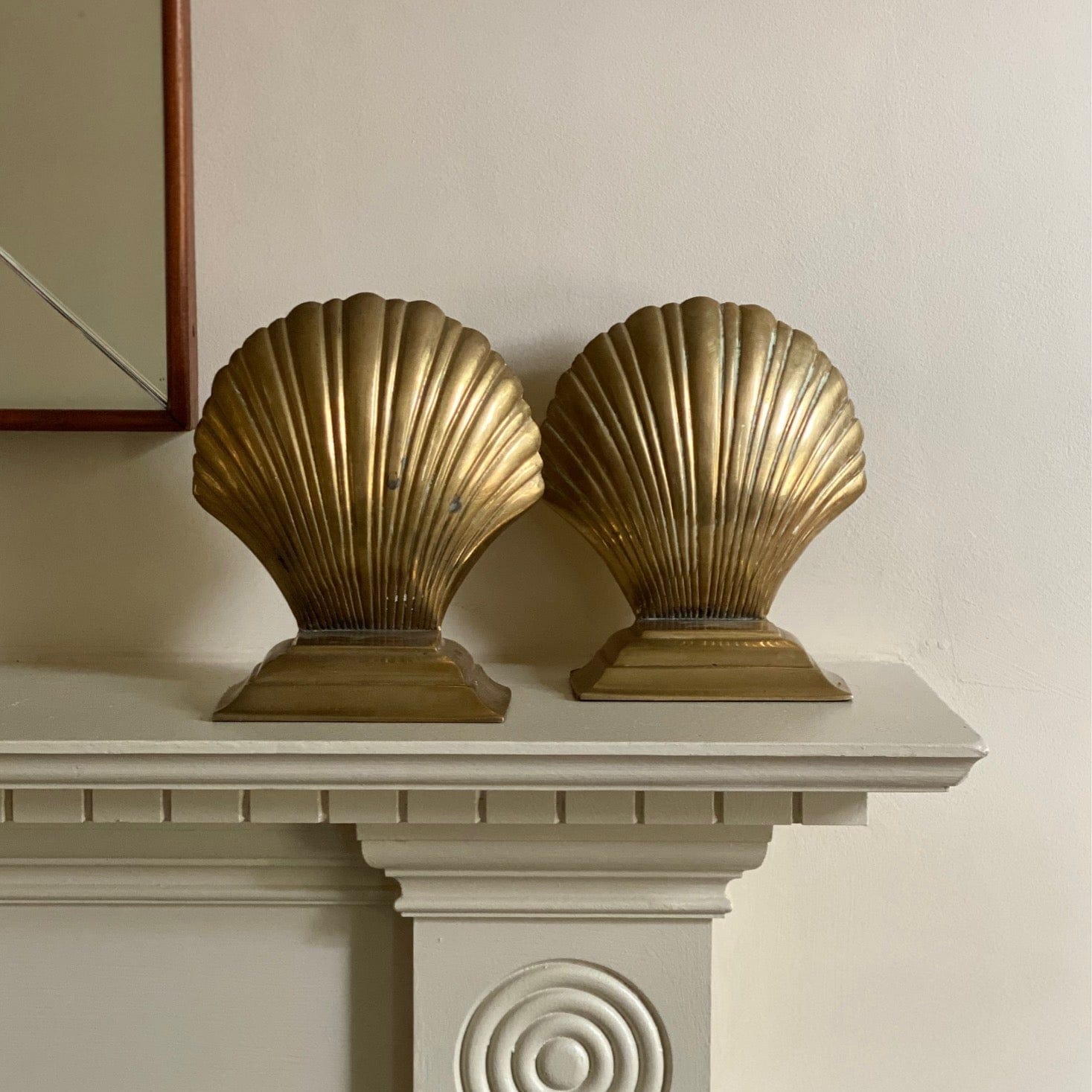 KEPT London Stock Clam shell bookends, brass