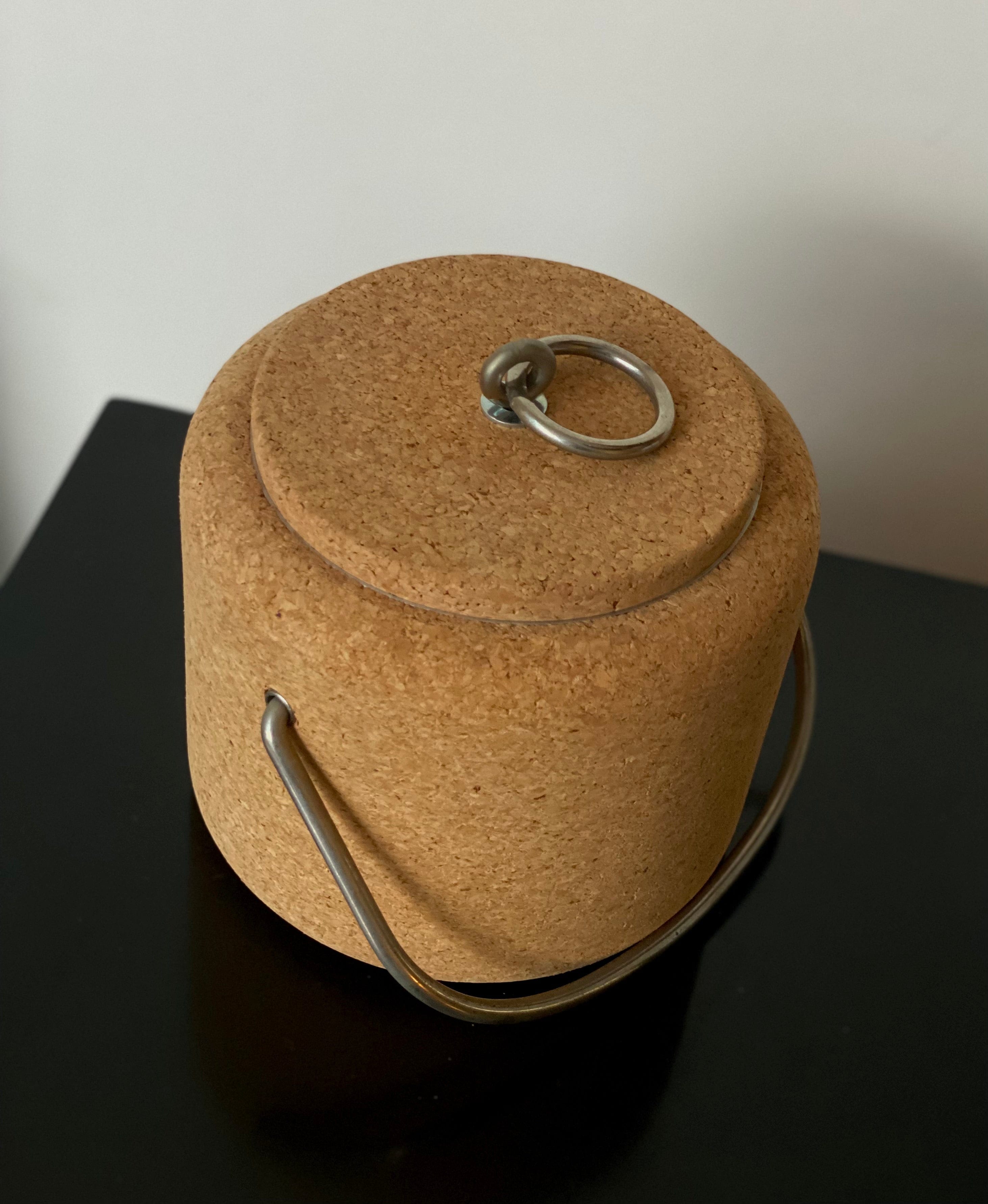 KEPT London Cork ice bucket with metal handle