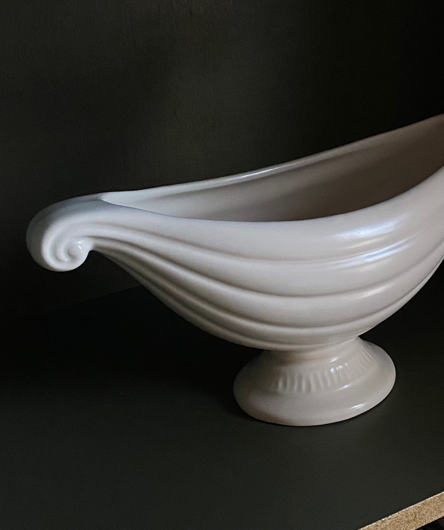 KEPT London Stock Dartmouth ribbed mantle vase