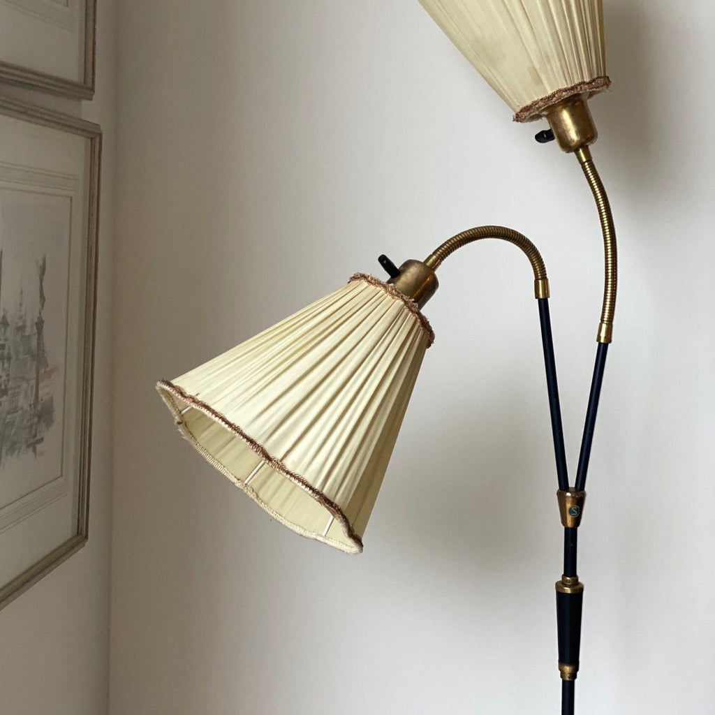 KEPT London Double armed floor lamp with scalloped shades