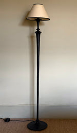 Load image into Gallery viewer, KEPT London Hammered black metal floor lamp
