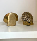 Load image into Gallery viewer, KEPT London Heavy shell brass bookends
