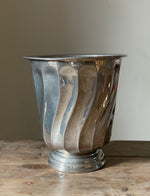 Load image into Gallery viewer, KEPT London Stock Metal planter with wave design
