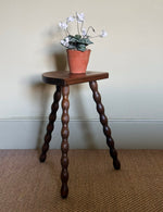 Load image into Gallery viewer, KEPT London Milking stool on tripod bobbin legs
