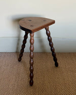 Load image into Gallery viewer, KEPT London Milking stool on tripod bobbin legs
