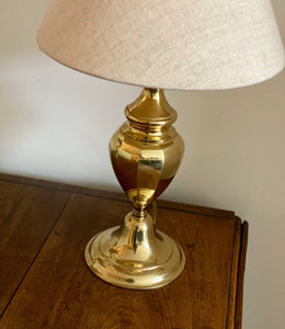 KEPT London Pair of brass curved table lamps