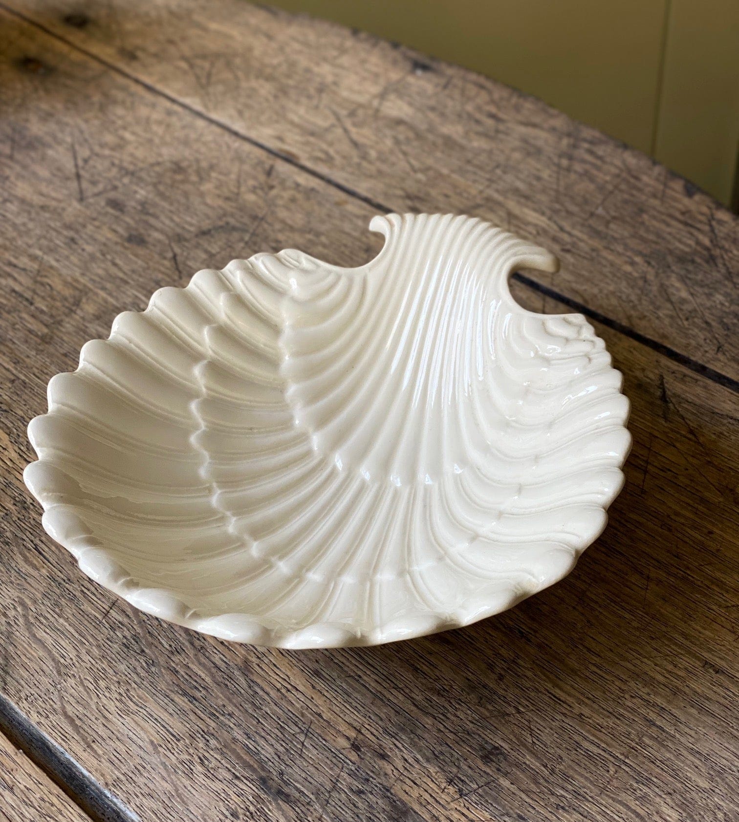 KEPT London Royal Creamware shell dish