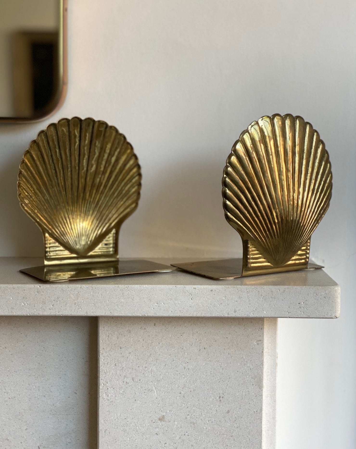 KEPT London Stock Scallop shell brass bookends