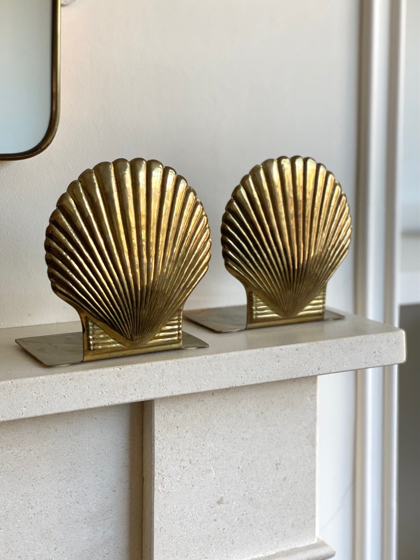 KEPT London Stock Scallop shell brass bookends