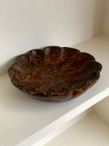 KEPT London Scalloped wooden fruit bowl