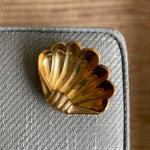 Load image into Gallery viewer, KEPT London Small brass shell dish
