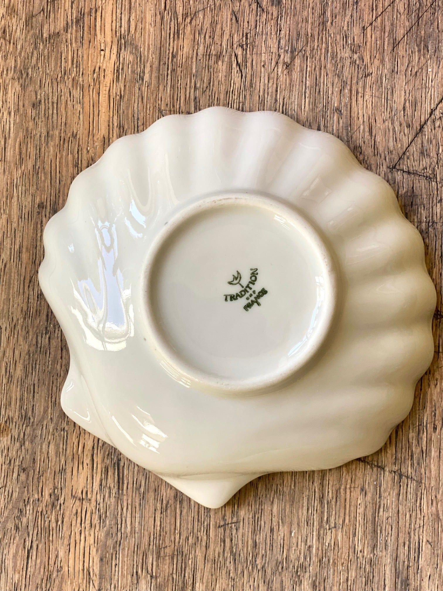 KEPT London Stock Three French shell dishes