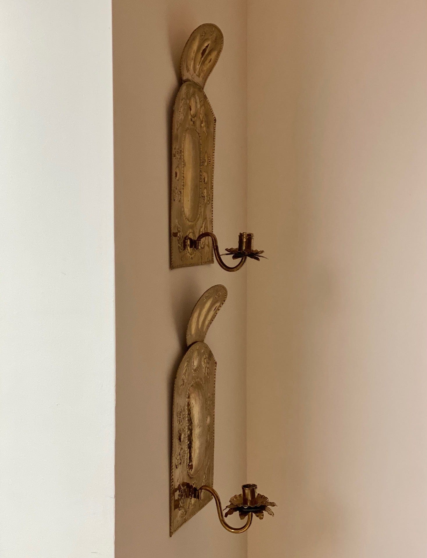 KEPT London Stock Two leaf brass wall sconces