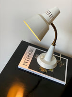 Load image into Gallery viewer, KEPT London Stock White table lamp
