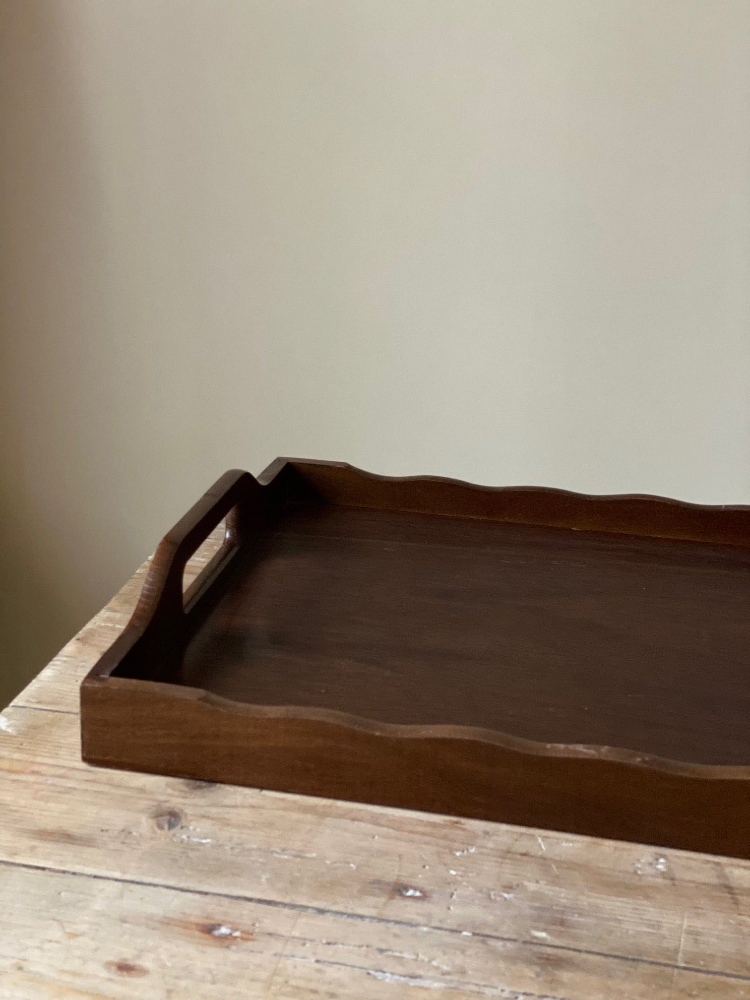 KEPT London Stock Wooden wavy tray