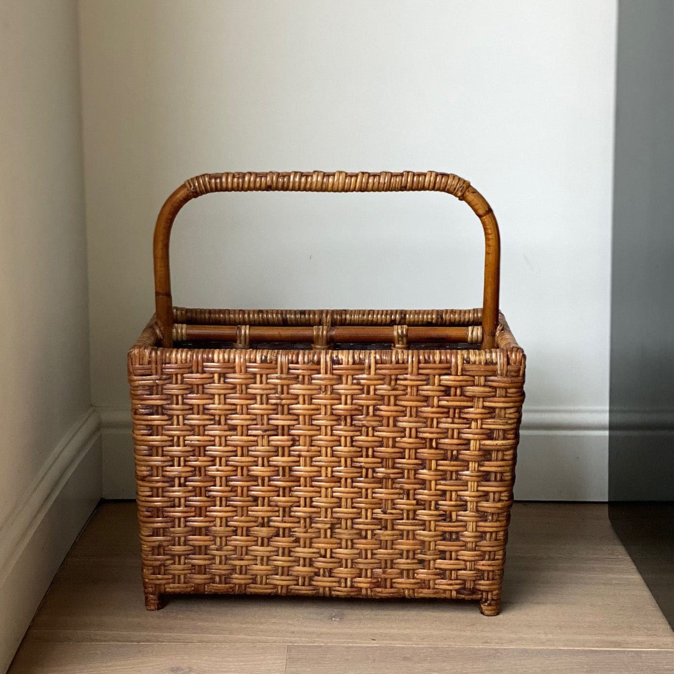 KEPT London Stock Woven magazine rack with handle