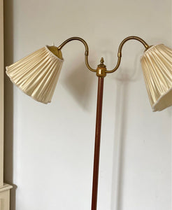 KEPT London Two armed floor lamp with scalloped shades